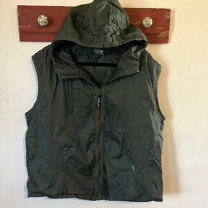 Hooded Windbreaker Vest with‎ Pockets by Metrop - Green - Fishing - Hiking